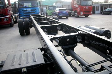 �ൺ��� ��VH�п� 2.0�� 220���� 4X2 8.8����������ʽ�ػ���(����)ͼƬ