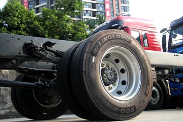 �ൺ��� ��VH�п� 2.0�� 220���� 4X2 8.8����������ʽ�ػ���(����)ͼƬ