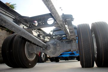 �ൺ��� ��VH�п� 2.0�� 220���� 4X2 8.8����������ʽ�ػ���(����)ͼƬ