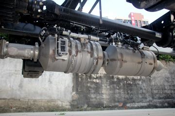 �ൺ��� ��VH�п� 2.0�� 220���� 4X2 8.8����������ʽ�ػ���(����)ͼƬ