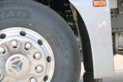 中国重汽 汕德卡SITRAK G7重卡 460马力 6X4 AMT自动挡LNG牵引车(国六)(ZZ4256V384HF1LB)