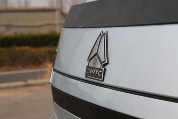 �й�����HOWO С�� 122���� 4X2 3.95�׵��Ų�դʽС��ͼƬ