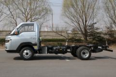 中国重汽HOWO 小将 122马力 4X2 3.95米单排仓栅式小卡(ZZ5047CCYC3111F145)