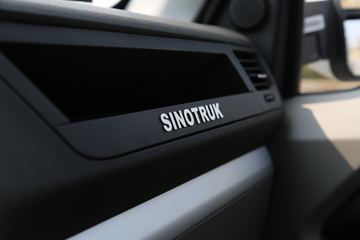 �й�����HOWO С�� 122���� 4X2 3.95�׵��Ų�դʽС��ͼƬ