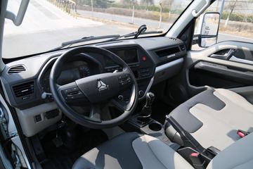 �й�����HOWO С�� 122���� 4X2 3.95�׵��Ų�դʽС��ͼƬ