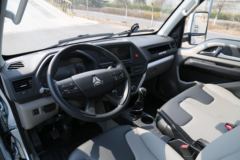 中国重汽HOWO 小将 122马力 4X2 3.95米单排仓栅式小卡(ZZ5047CCYC3111F145)