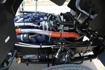 �й�����HOWO С�� 122���� 4X2 3.95�׵��Ų�դʽС��ͼƬ