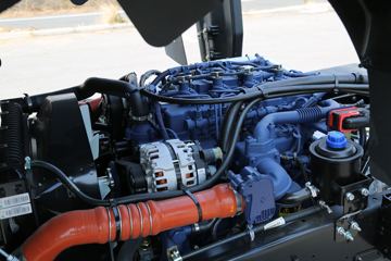 �й�����HOWO С�� 122���� 4X2 3.95�׵��Ų�դʽС��ͼƬ