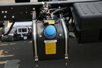 �й�����HOWO С�� 122���� 4X2 3.95�׵��Ų�դʽС��ͼƬ