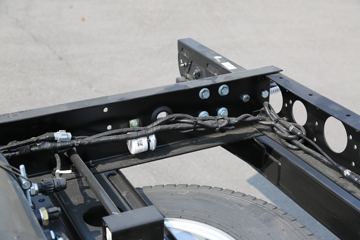 �й�����HOWO С�� 122���� 4X2 3.95�׵��Ų�դʽС��ͼƬ