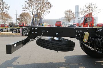 �й�����HOWO С�� 122���� 4X2 3.95�׵��Ų�դʽС��ͼƬ