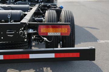 �й�����HOWO С�� 122���� 4X2 3.95�׵��Ų�դʽС��ͼƬ