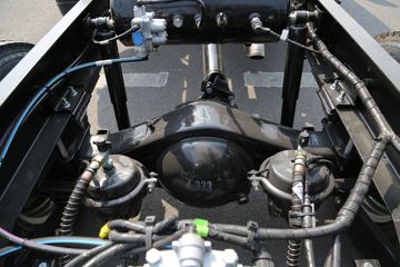 �й�����HOWO С�� 122���� 4X2 3.95�׵��Ų�դʽС��ͼƬ