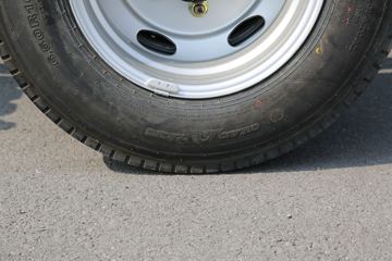 �й�����HOWO С�� 122���� 4X2 3.95�׵��Ų�դʽС��ͼƬ