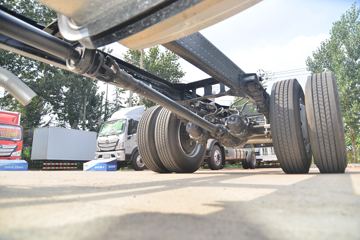 ���� ŷ��Rϵ 220���� 4X2 6.8����������ʽ�ػ���ͼƬ