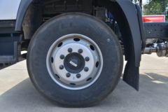 福田 欧航R系 220马力 4X2 6.8米翼开启厢式载货车(BJ5166XYK-1A)