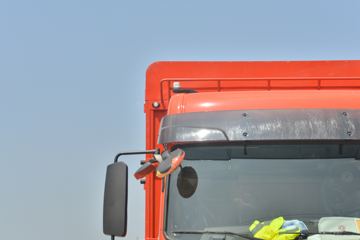 �������ó� ���KR ���ʰ� 260���� 4X2 6.8�ײ�դʽ�ػ���ͼƬ