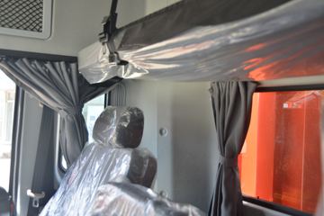 �������ó� ���KR ���ʰ� 260���� 4X2 6.8�ײ�դʽ�ػ���ͼƬ