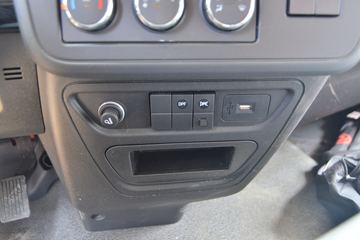 �������ó� ���KR ���ʰ� 260���� 4X2 6.8�ײ�դʽ�ػ���ͼƬ