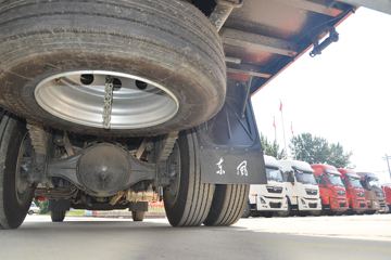 �������ó� ���KR ���ʰ� 260���� 4X2 6.8�ײ�դʽ�ػ���ͼƬ