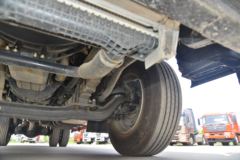 东风商用车 天锦KR 舒适版 260马力 4X2 6.8米仓栅式载货车