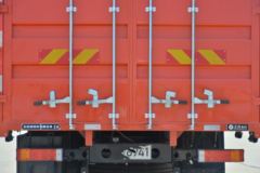 东风商用车 天锦KR 舒适版 260马力 4X2 6.8米仓栅式载货车