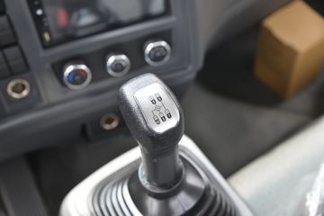 йHOWO  160 4.15׵ʽῨ()(ZZ5047XXYG3215F145)ͼƬ