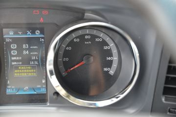 йHOWO  130 4.15׵ʽῨ(ZZ5047XXYF3215E145)ͼƬ