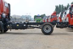 中国重汽HOWO 悍将 130马力 4.15米单排厢式轻卡(ZZ5047XXYF3215E145)