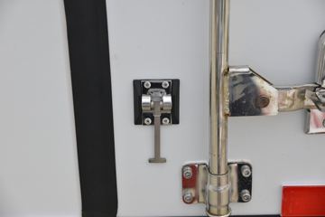 ���� ʱ���캽6 150���� 4X2 4.08����س�(����)(BJ5046XLC9JBA-03)ͼƬ