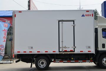 ���� ʱ���캽6 150���� 4X2 4.08����س�(����)(BJ5046XLC9JBA-03)ͼƬ