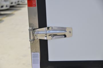 ���� ʱ���캽6 150���� 4X2 4.08����س�(����)(BJ5046XLC9JBA-03)ͼƬ