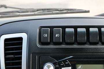 ���� С����W15 1.6L 123���� ���� 3.65�׵�����ʽС��(����)(EQ5031XXY60Q6AC)ͼƬ