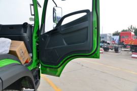 虎V&nbsp;自卸车驾驶室                                               图片