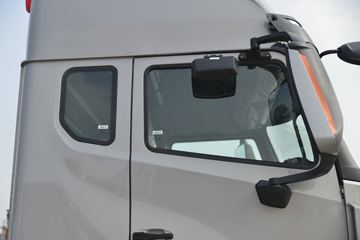 �й����� ����N5G�п� 250���� 4X2 9.65����ʽ�ػ���(����)(ZZ5187XXYK711JF1)ͼƬ