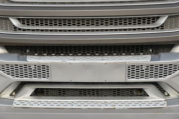 �й����� ����N5G�п� 250���� 4X2 9.65����ʽ�ػ���(����)(ZZ5187XXYK711JF1)ͼƬ