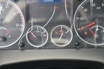 �й����� ����N5G�п� 250���� 4X2 9.65����ʽ�ػ���(����)(ZZ5187XXYK711JF1)ͼƬ