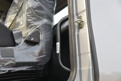 中国重汽 豪沃N5G中卡 250马力 4X2 9.65米厢式载货车(国六)(ZZ5187XXYK711JF1)