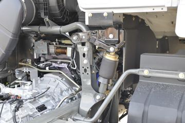 �й����� ����N5G�п� 250���� 4X2 9.65����ʽ�ػ���(����)(ZZ5187XXYK711JF1)ͼƬ