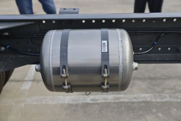 �й����� ����N5G�п� 250���� 4X2 9.65����ʽ�ػ���(����)(ZZ5187XXYK711JF1)ͼƬ