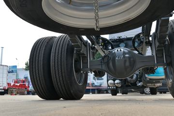 �й����� ����N5G�п� 250���� 4X2 9.65����ʽ�ػ���(����)(ZZ5187XXYK711JF1)ͼƬ