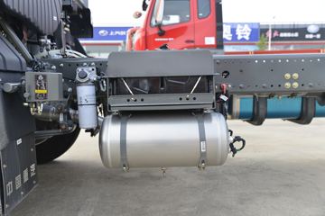 �й����� ����N5G�п� 250���� 4X2 9.65����ʽ�ػ���(����)(ZZ5187XXYK711JF1)ͼƬ