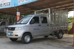 五菱 荣光 1.5L 107马力 汽油 2.31米双排仓栅式小卡(国六)