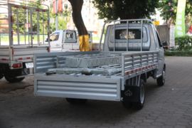 星卡L系&nbsp;载货车外观                                                图片