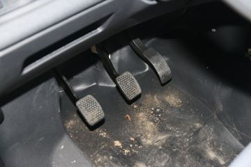 �������� �ǿ�L2ϵ 1.6L ������ 122���� ���� 3.21�׵�������΢��(����)ͼƬ