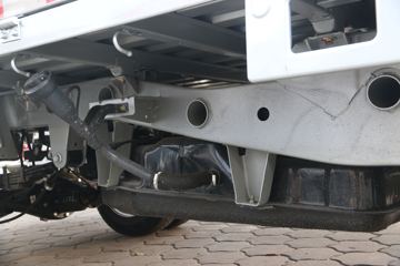 �������� �ǿ�L2ϵ 1.6L ������ 122���� ���� 3.21�׵�������΢��(����)ͼƬ