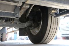 青岛解放 JK6中卡 220马力 4X2 8.3米厢式载货车(国六)(CA5180XXYP28K1L5E6A80)