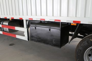 �ൺ��� ��VH�п� 2.0�� 250���� 4X2 8.8����ʽ�ػ���(����)(CA5180XXYPK1L7E6A80)ͼƬ