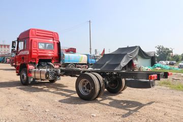 德龙L3000&nbsp;载货车外观                                                图片