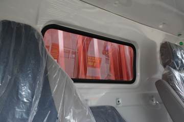 йHOWO ͳ˧ 130 4.15׵ŲդʽῨ()(ZZ5047CCYG3315F143B)ͼƬ